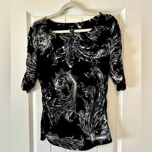 ALFANI knit top in black and white print